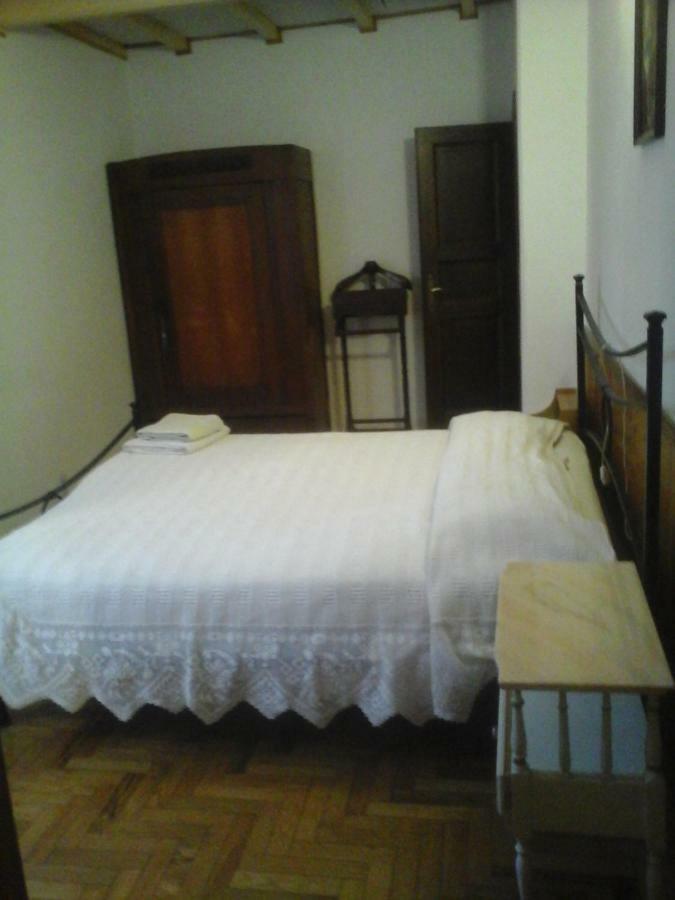 מלון Triana Casa Bindi מראה חיצוני תמונה